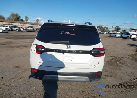 2024 Honda Pilot Elite z USA, uszkodzony, nr VIN 5FNYG1H82RB033465